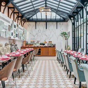 Joyce - Astotel 3* Paris